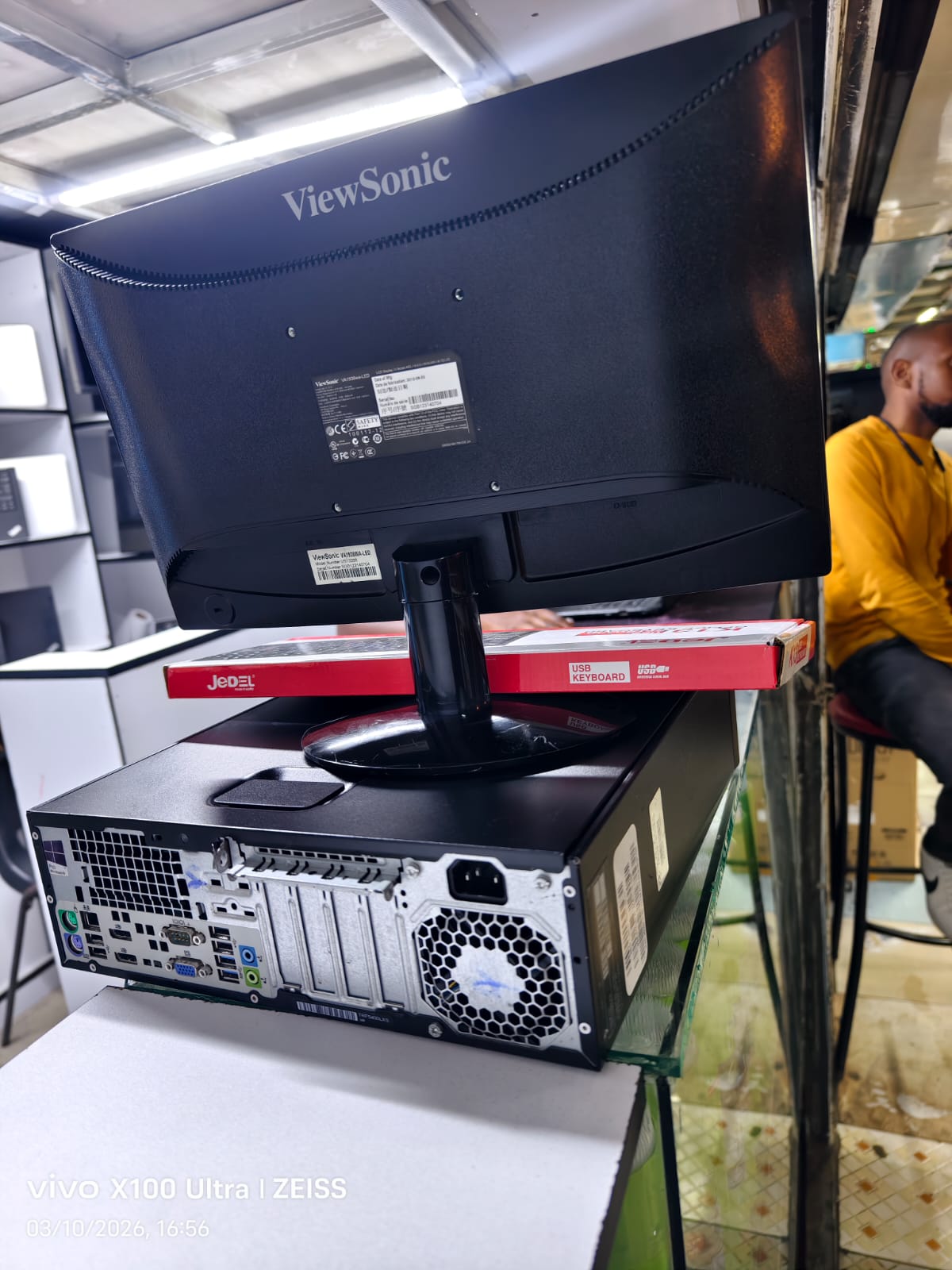 Refurbished HP EliteDesk 800 G1 Intel Core i5 4th Gen 3.2Ghz 4GB RAM 500GB HDD Windows 10 Pro Desktop Tower Fast and efficient with 19 inches generic monitor complete set