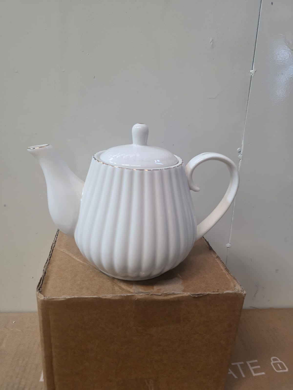 1.5 ceramic tea pot