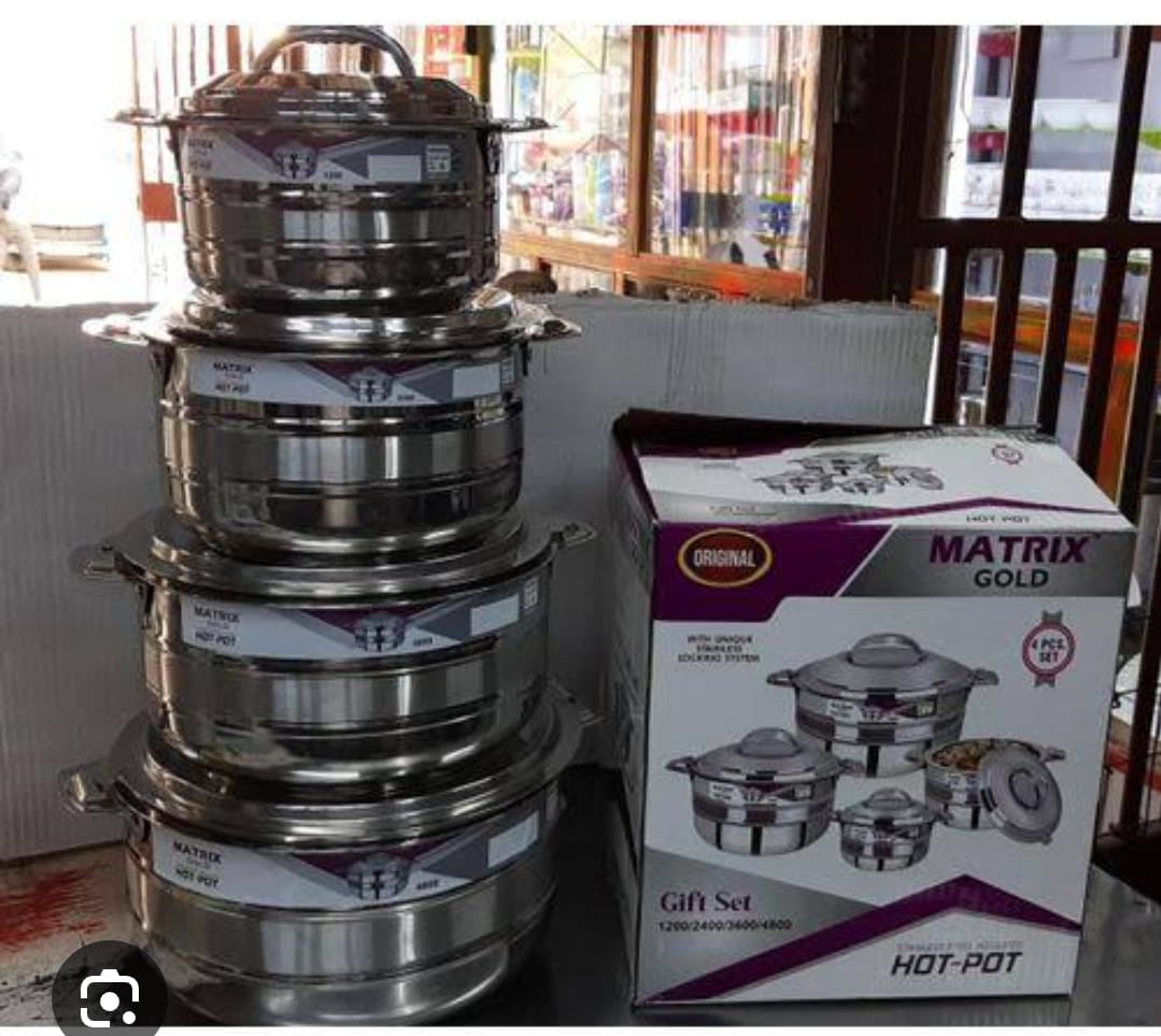 Matrix 4pcs Gold with Unique Stainless Locking System Hotpot Kitchen Hot Pot Serving Dishes Stainless Steel Hotpots Serveware Set Keep Food Hot or Cold