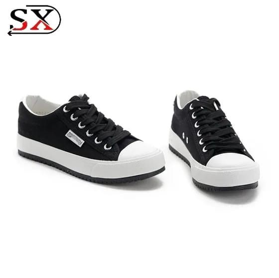 Women Canvas Sneakers – Lightweight, Comfortable & Trendy Casual Shoes