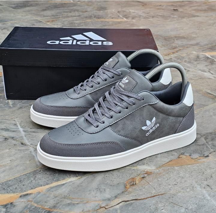 👟 High Quality Men’s Casual Shoes – Comfortable & Durable

Step out in confidence with these high-quality men’s casual shoes designed for all-day comfort and long-lasting use. Made with durable mater