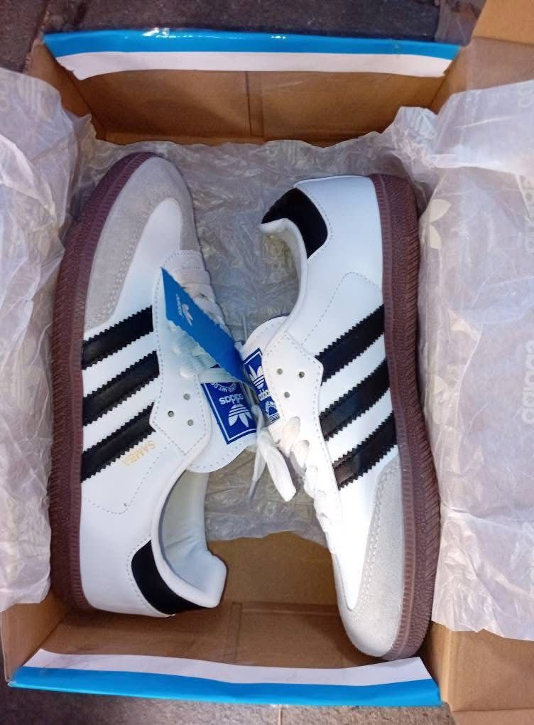 Adidas samba single soles