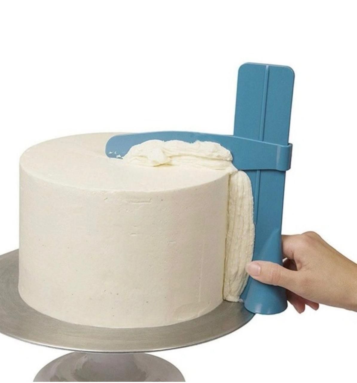 2 in 1 Adjustable Cake Scraper Cake Smoother Fondant Cream Edge Icing Smoother Pastry Spatula for Buttercream, Mousse, Cheese, Fondant Cream Cake Decorating Tools DIY Bakeware Tools Cake Leveler