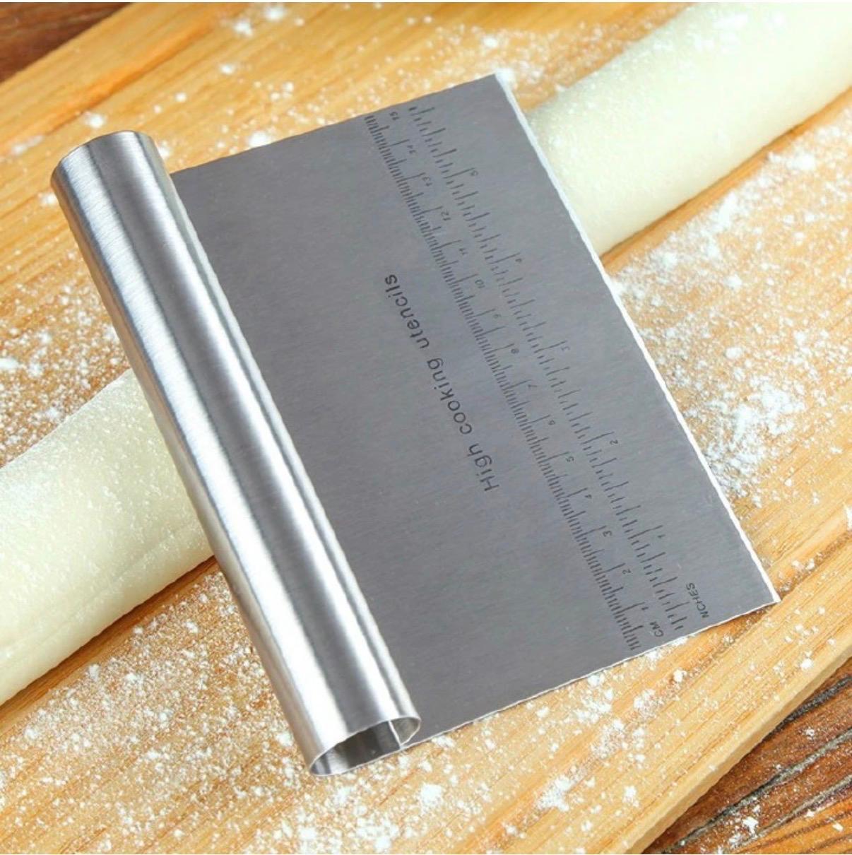 Stainless Steel Dough Pastry Scraper/ Cutter/ Chopper Mirror Polished with Measuring Scale Multipurpose Baking Tool - Cake Scraper/Smoother, Pizza Cutter, Pastry Bread Separator Scale Knife