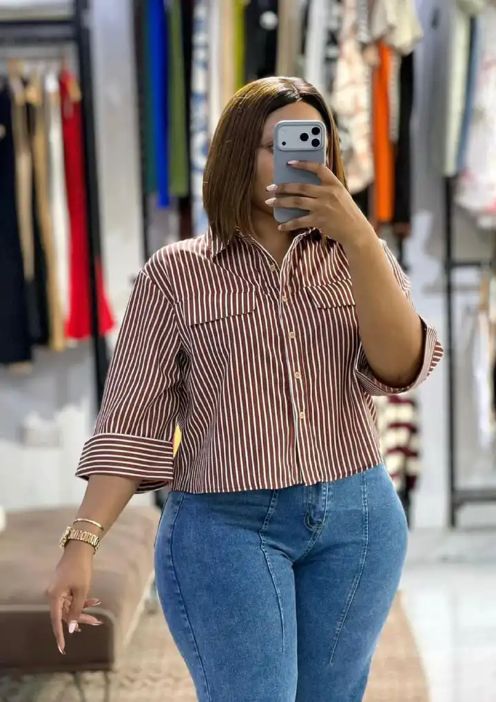 Stylish  Striped Button-Down Blouse with 3/4 Sleeves – Casual Chic Top for Women