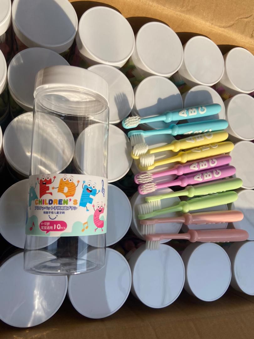 10PCS CUTE CHILDREN SMALL HEAD SOFT BRISTLE TOOTHBRUSH AGES 3-12YRS  A PACK OF 10 NICELY PACKED IN A CONTAINER HIGH DENSITY BRUSH WIRE DOES NOT DAMAGE GUMS FOR CHILDREN AGED 3-12