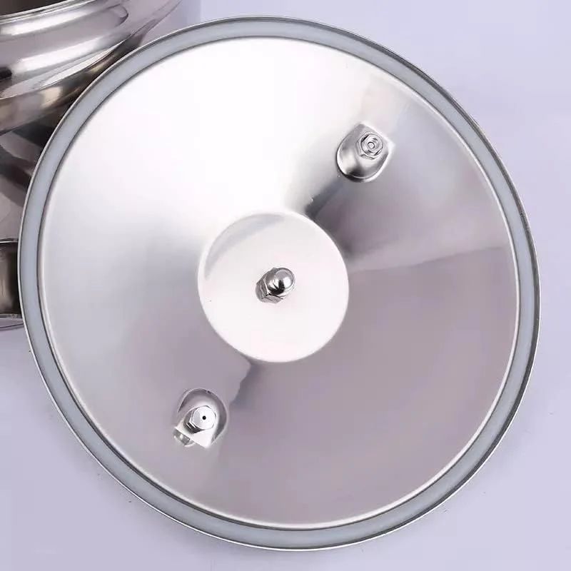 Aluminum Pressure Cookers. EXPLOSION PROOF High Grade Aluminum Pressure Cooker Rubber Sealing good for up-to 5 YEARS of use without need for replacement Scientific Design for Maximum Safety.
