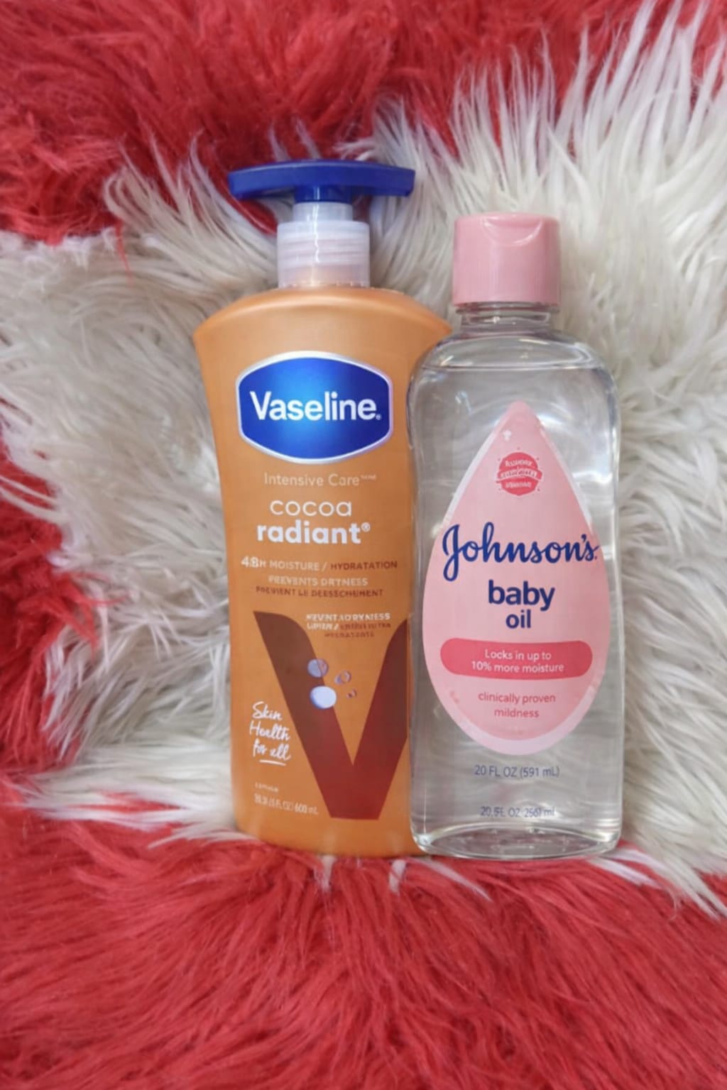 Vaseline Cocoa Radiant Body Lotion 400ml + Johnsons Baby Oil 250ml Set – Deep Moisturizing Skin Care Combo for Dry Skin, Long Lasting Glow, Smooth Soft Radiant Skin for Women & Men