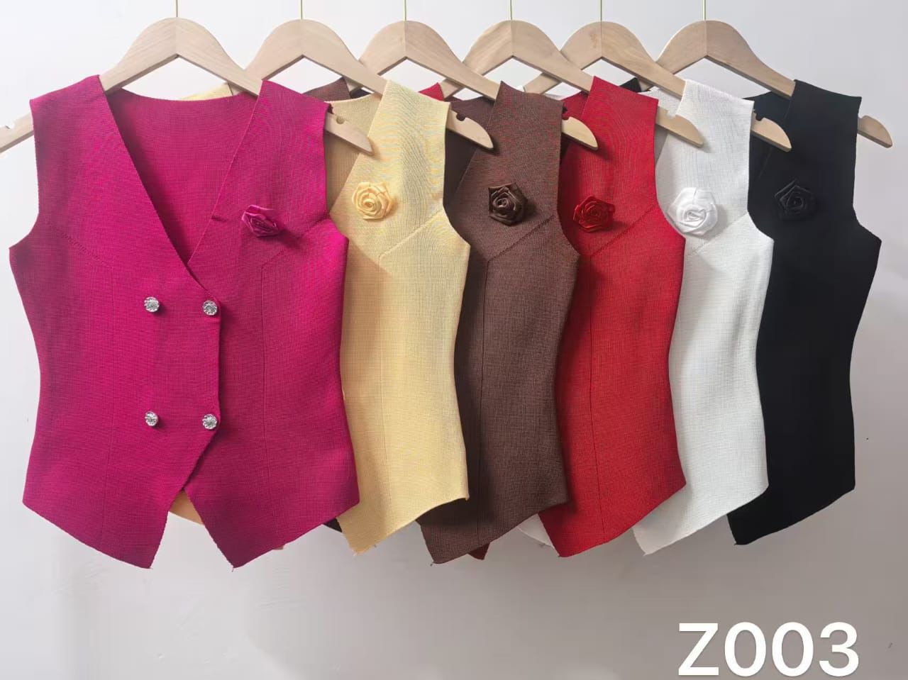 LADIES/WOMEN BEST QUALITY BEAUTIFUL SWEATER TOPS GRAB YOURS THIS VALENTINE SEASON ITS IN SMALL FITTING