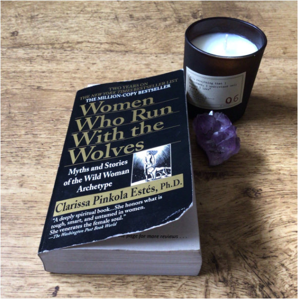 Women Who Run With the Wolves by Clarissa Pinkola Estés Psychology Book Feminine Archetypes Mythology Self-Help Personal Growth Empowerment Women Intuition Creativity Healing Wild Woman Storytelling S