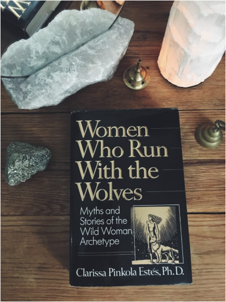 Women Who Run With the Wolves by Clarissa Pinkola Estés Psychology Book Feminine Archetypes Mythology Self-Help Personal Growth Empowerment Women Intuition Creativity Healing Wild Woman Storytelling S