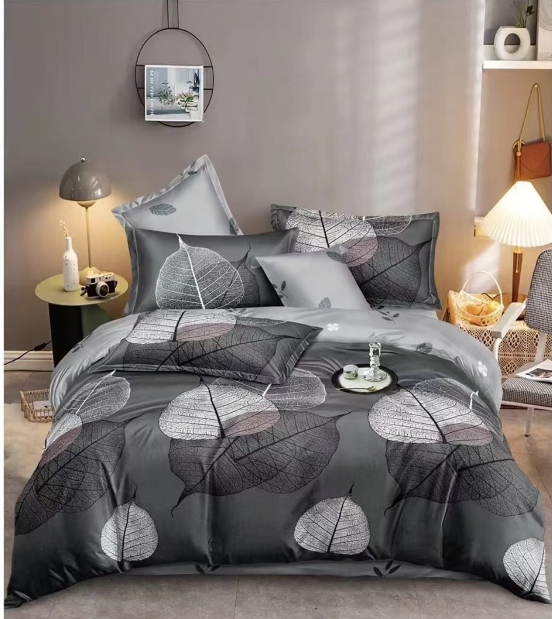 6Pcs of Luxury Nordic style Cotton Microfiber Duvet Cover Set(1Duvet Cover, 1Bedsheet and 4 Pillow Cases)