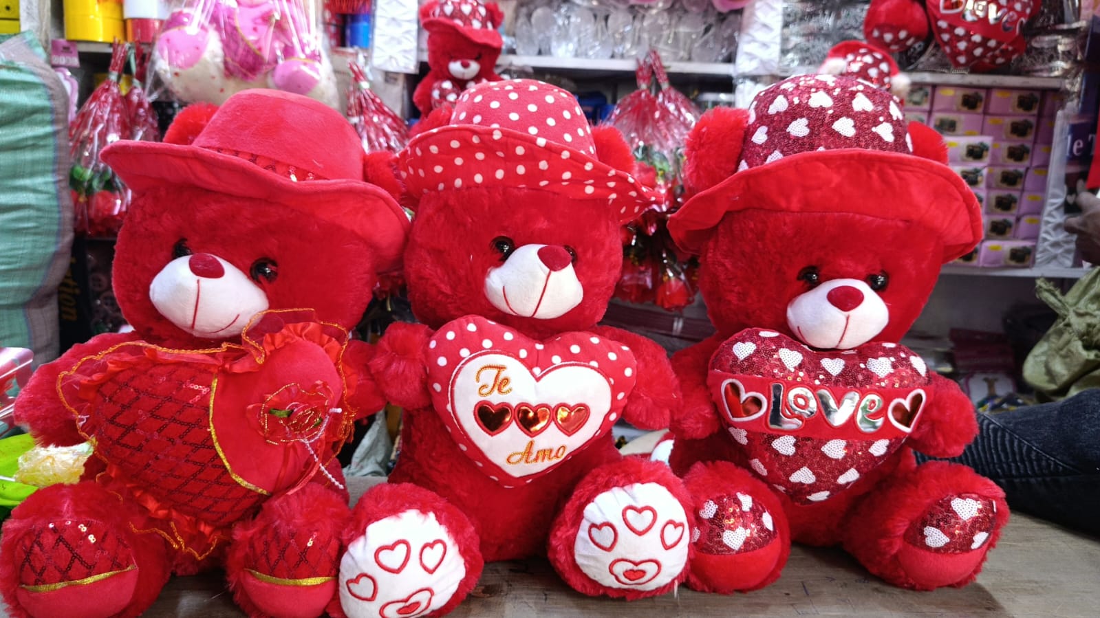 Valentine’s Day Love Teddy Bear Plush Toy – Cute Romantic Gift for Girlfriend, Boyfriend, Kids, Wife & Special Loved Ones.VALENTINES LOVE TEDDY BEAR GIFT.LOVE BEAR ,GIFT FOR KIDS AND LOVED ONES