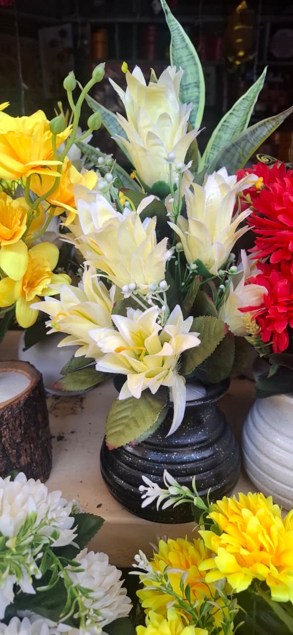 ARTIFICIAL FLOWER  GIFT  MODERN HOME DECOR UNBREAKABLE  FLOWER VASE/ CENTER PIECE/OFFICE DECOR/COFFEE TABLE DECOR/CONSOLE TABLE DECOR VALENTINES GIFT