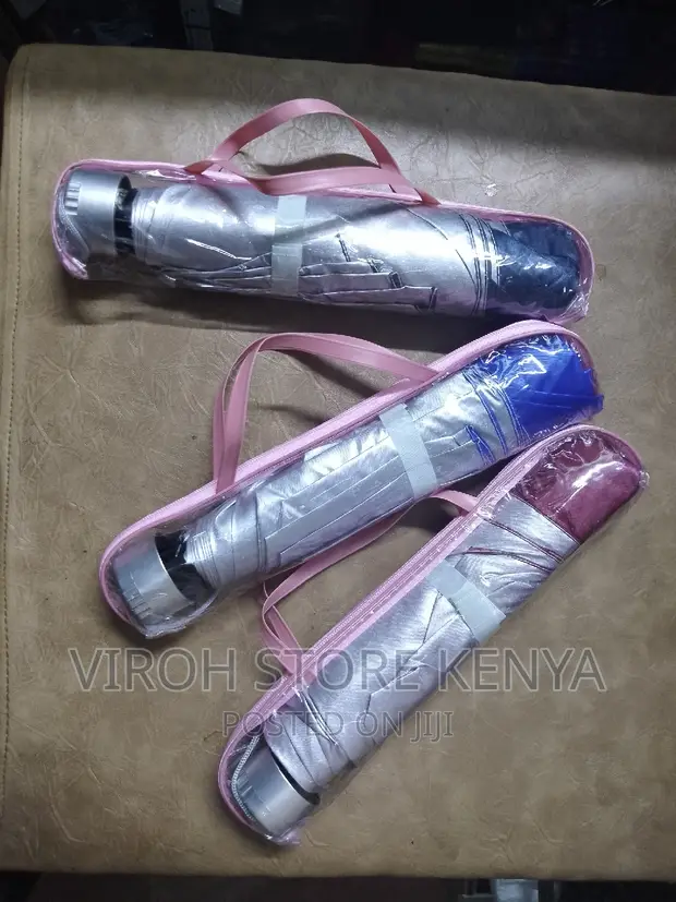 Foldable Umbrellas – Silver Top with Multi-Shade Undercoat, Strong, Compact & All-Weather Protection