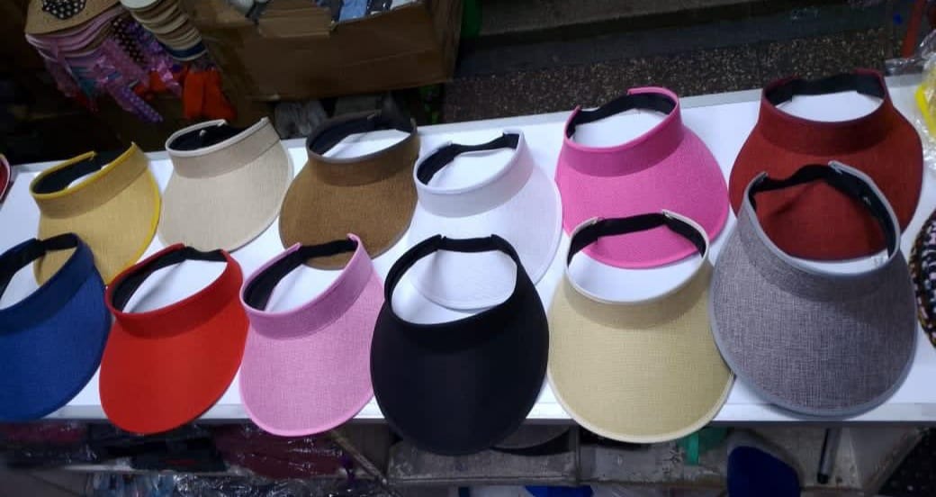 LADIES ADJUSTABLE SUMMER SUN VISOR CAP – LIGHTWEIGHT UV PROTECTION WIDE BRIM HAT FOR OUTDOOR BEACH, TRAVEL & SPORTS WEAR