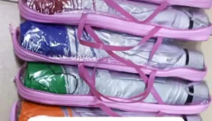 Foldable Umbrellas – Silver Top with Multi-Shade Undercoat, Strong, Compact & All-Weather Protection