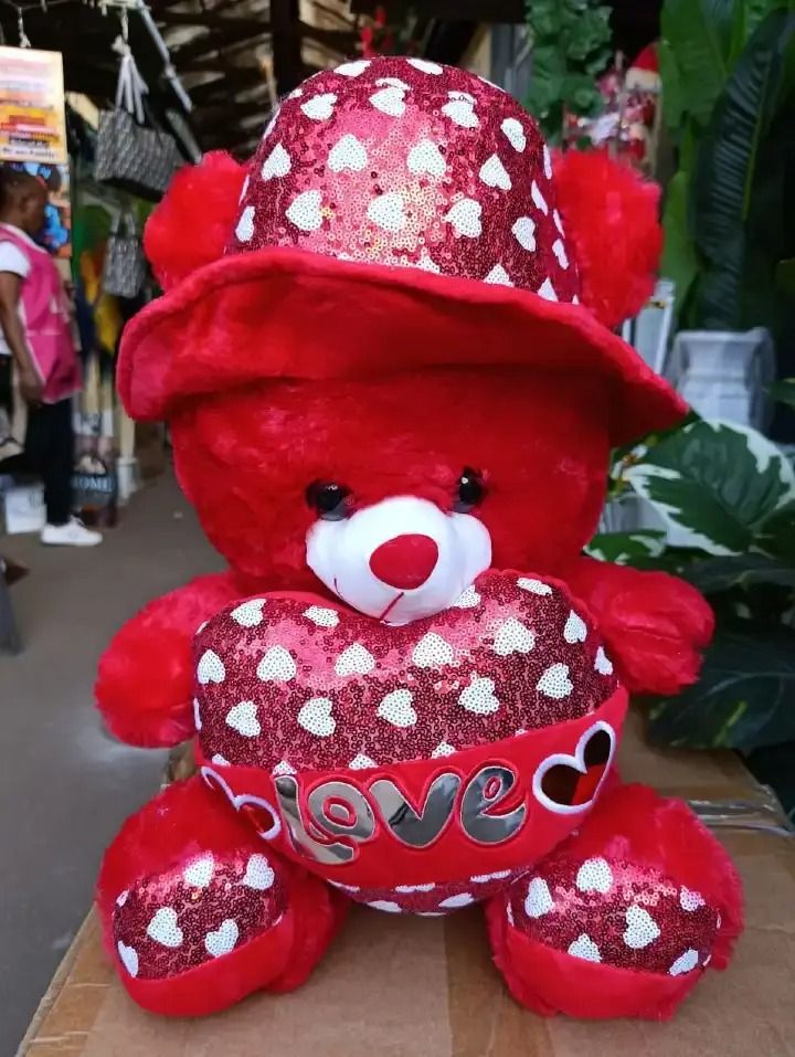 Premium Soft Red Teddy Bear with “I Love You” Heart Pillow – Cute Plush Stuffed Toy for Valentine’s Day, Birthday, Anniversary Gift for Girlfriend, Boyfriend, Kids & Loved Ones