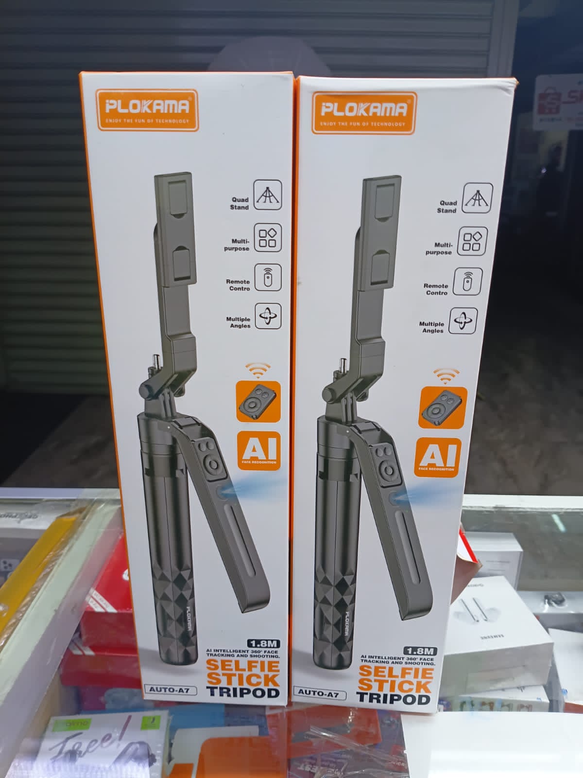 PLOKAMA TRIPODS & PHONE HOLDERS – TABLE TOP STAND, AI AUTO TRACKING SELFIE STICK & LIVE BROADCAST STAND (ADJUSTABLE & PORTABLE)