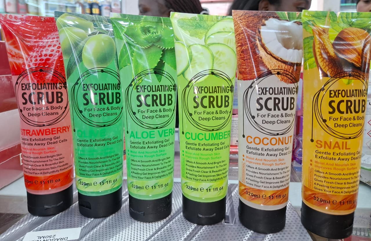 🌿✨🍓 ULTIMATE GLOW RADIANCE DEEP CLEAN EXFOLIATING FACE & BODY SCRUB 🍃🥥💦