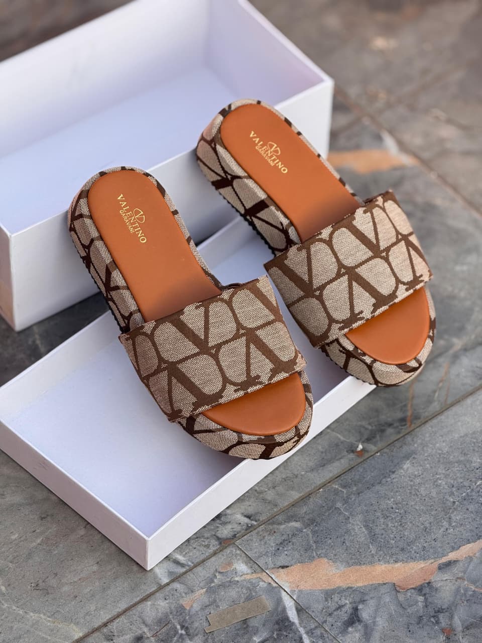 Valentino Style VLogo Monogram Platform Sandals - Women's High-Heel Canvas Slides - Luxury Toile Iconographe Mules in Red, Green, Black & Tan (Size 37-42)