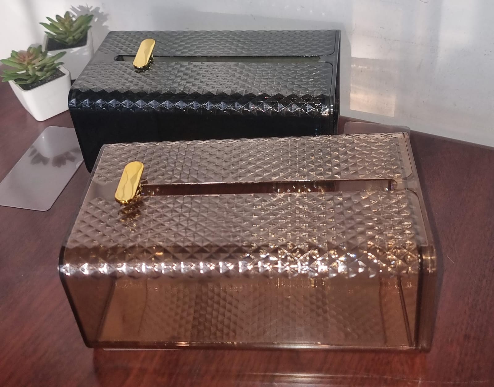 Luxury Diamond Texture Wall-Mounted Tissue Box Holder - Punch-Free Bathroom & Kitchen Napkin Dispenser - Waterproof Storage Box (Green/Black/Amber)