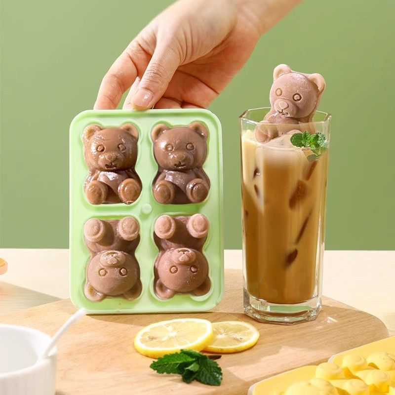 Cute and creative cartoon bear with lid silicone food easy-release ice cube coffee milk tea ice cream ice lolly mold