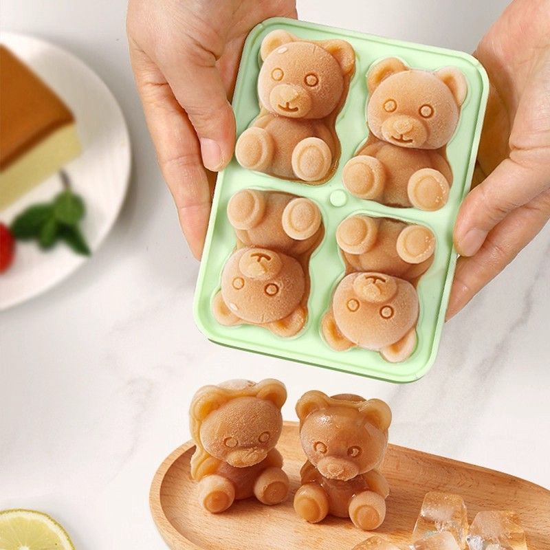 Cute and creative cartoon bear with lid silicone food easy-release ice cube coffee milk tea ice cream ice lolly mold