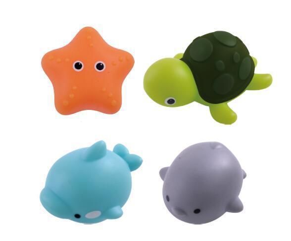 Induction-lit animal floating lights, net fishing toys, water play toys, children's baby bathing toys, and enamel toys