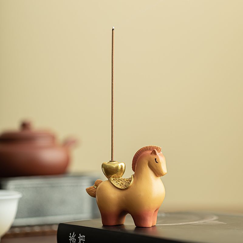 Lucky "Horse for Wealth" Ceramic Incense Insert Set with Bohemian - Style Tray & Complimentary Sandalwood for African Buyers