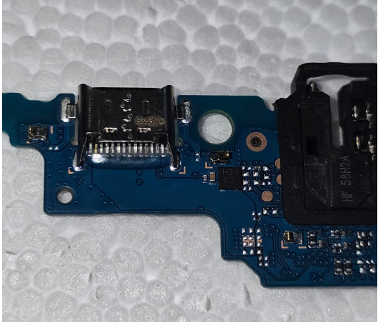 Samsung Galaxy A06 Charging Plate Flex Cable Replacement USB Charging Port Board for Samsung A06 Mobile Phone Repair Spare Part