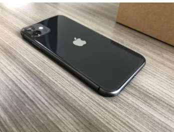 Apple iPhone 11 256GB Refurbished Smartphone – A13 Bionic, 4GB RAM, High Performance iOS Device