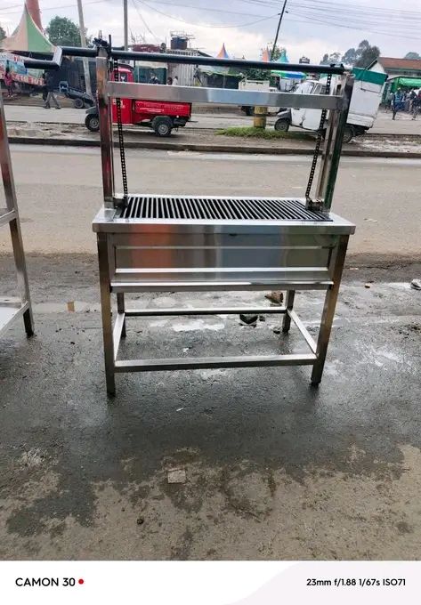 🔥 High-Quality Stainless Steel Outdoor Barbeque Grill🍖a heavy-duty charcoal grill designed for outdoor cooking, backyard BBQs, catering, and restaurant use. Built from premium stainless steel, it of