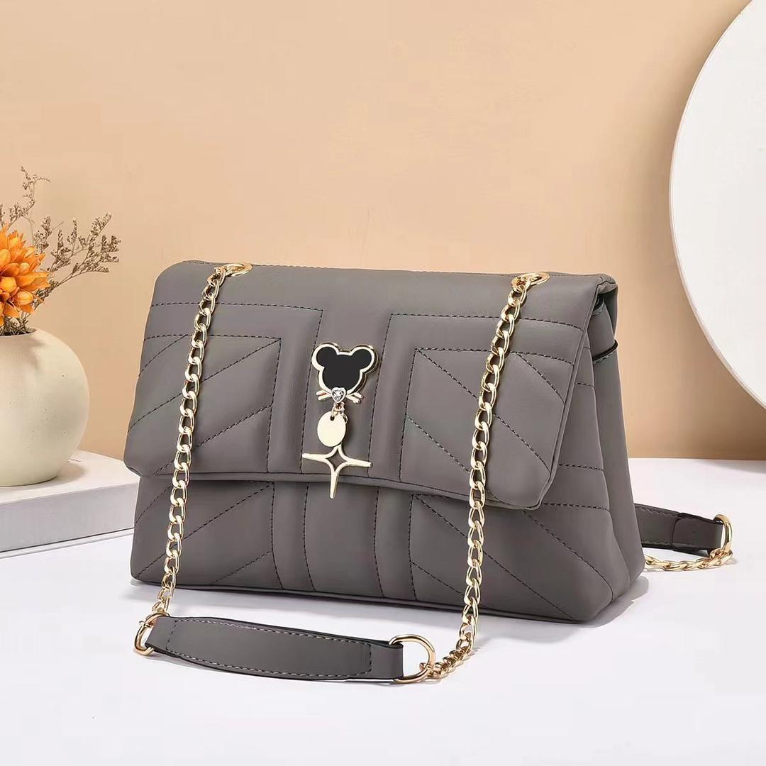 Ladies Leather Sling Bag Crossbody Shoulder Bag Fashion Mini Handbag with Adjustable Strap Zipper Closure Stylish Women Purse for Daily Use Travel Shopping Office
