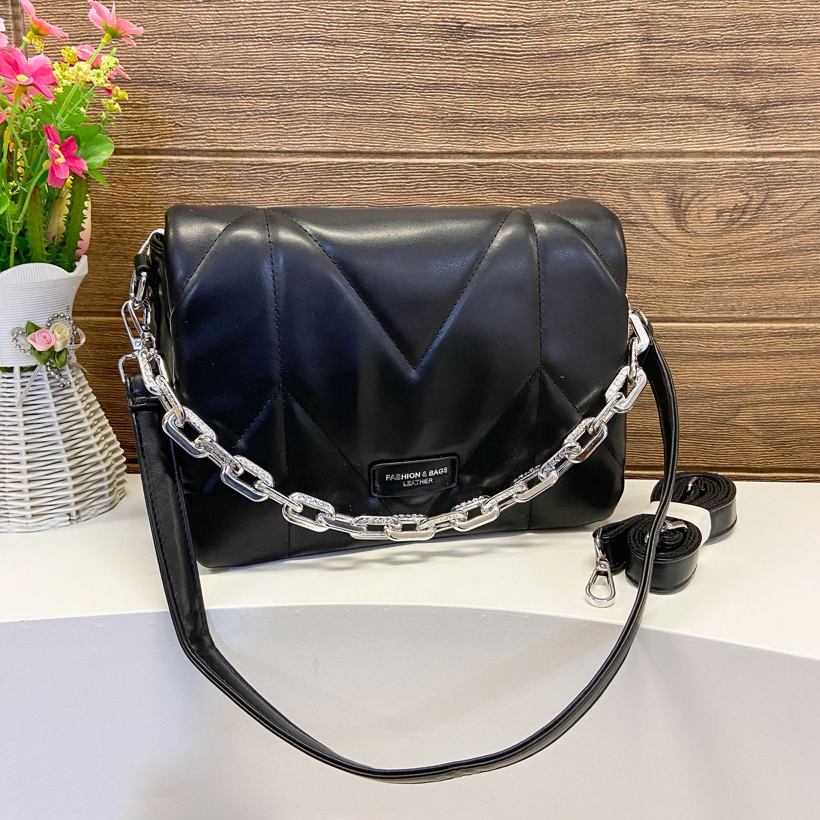 Ladies Sling Bag Women Crossbody Handbag Stylish Shoulder Bag Adjustable Strap PU Leather Small Purse Chic Fashion Everyday Casual Travel Organizer Bag for Girls