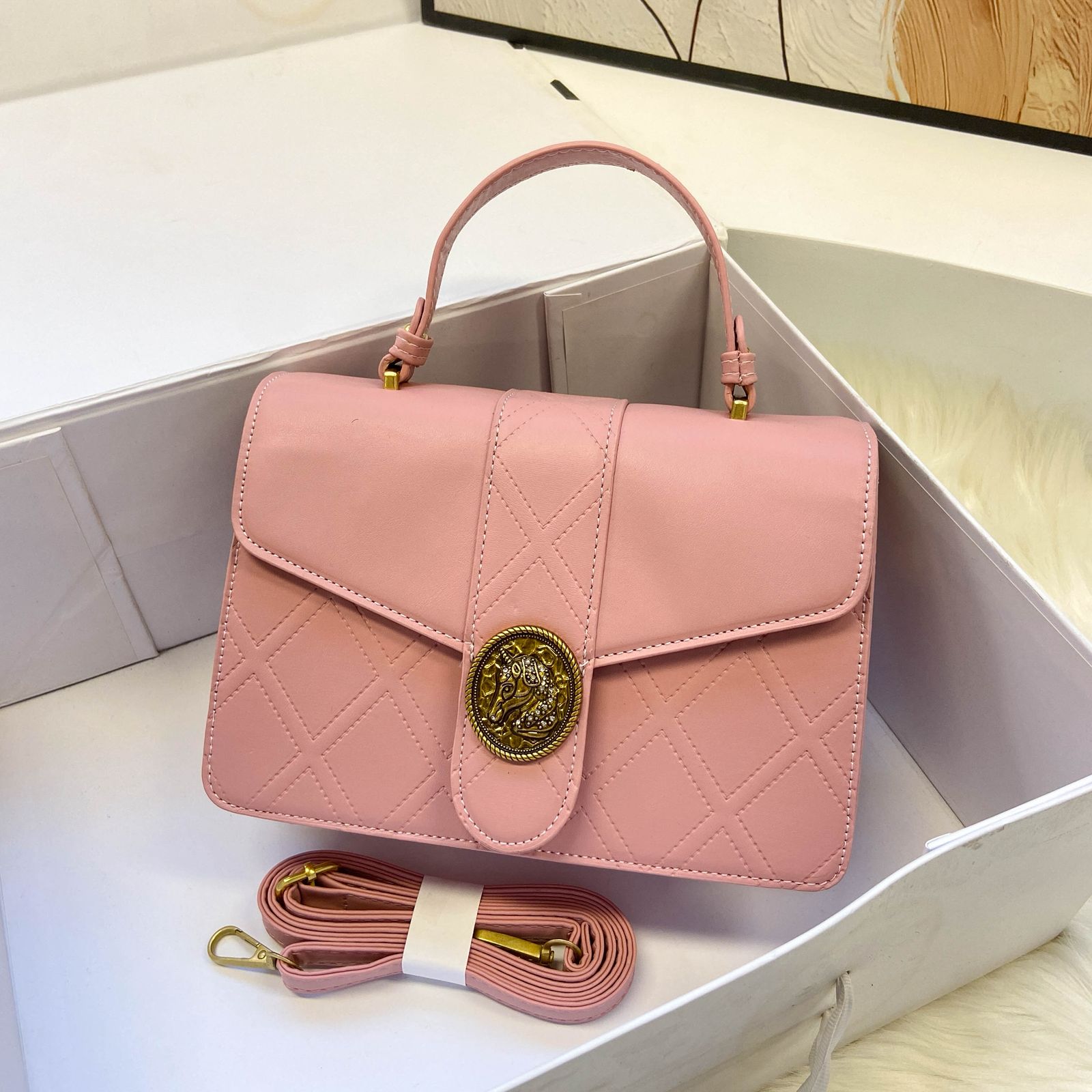 Ladies Sling Bag Women Crossbody Handbag Stylish Shoulder Bag Adjustable Strap PU Leather Small Purse Chic Fashion Everyday Casual Travel Organizer Bag for Girls