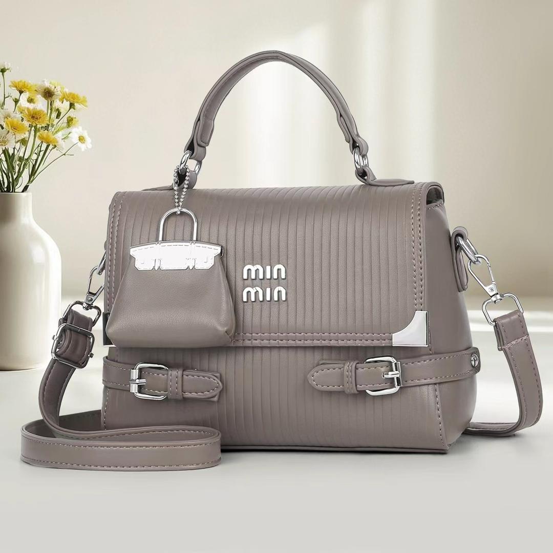 Ladies Sling Bag Women Crossbody Handbag Stylish Shoulder Bag Adjustable Strap PU Leather Small Purse Chic Fashion Everyday Casual Travel Organizer Bag for Girls