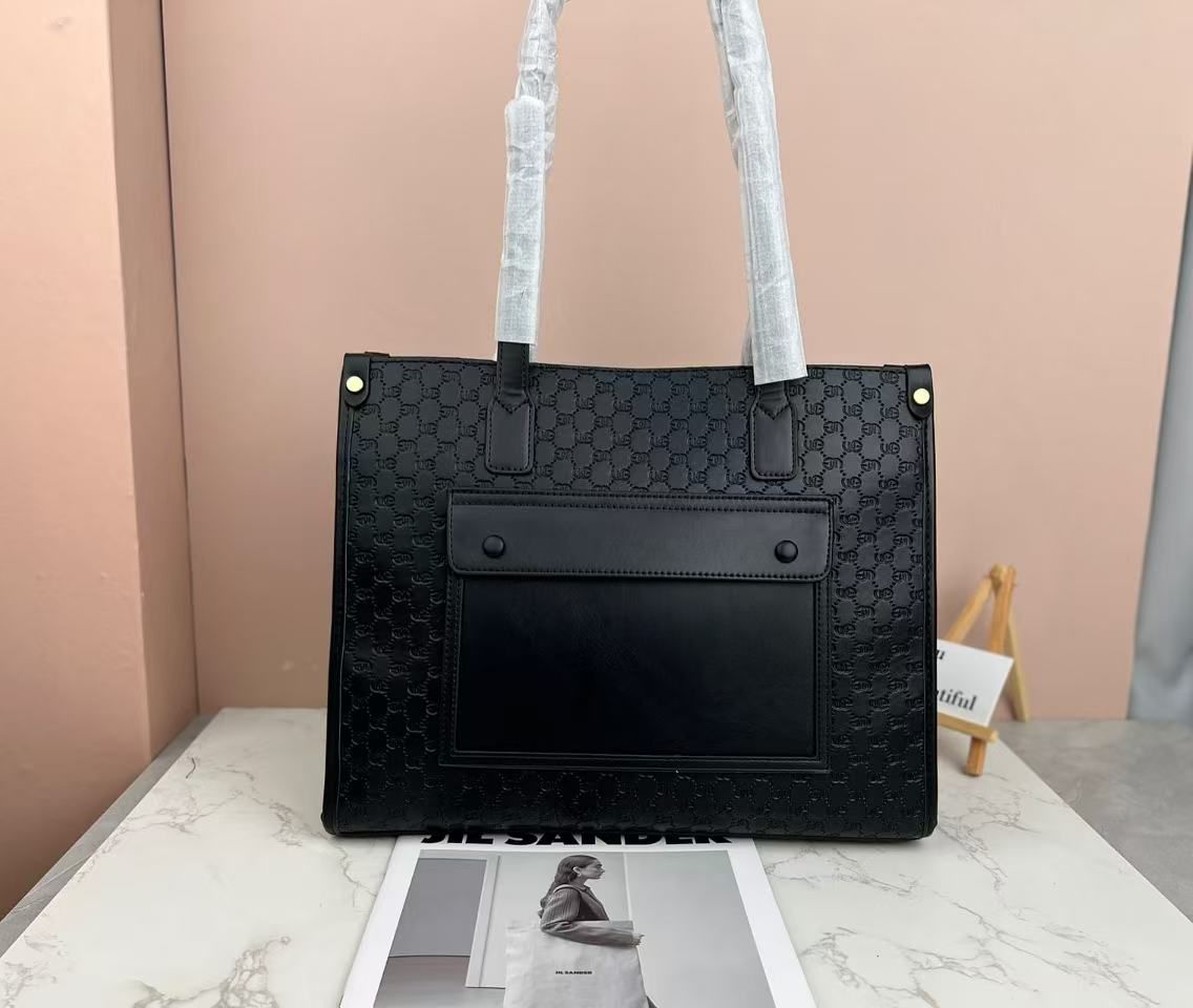 Ladies Sling Bag Women Crossbody Handbag Stylish Shoulder Bag Adjustable Strap PU Leather Small Purse Chic Fashion Everyday Casual Travel Organizer Bag for Girls