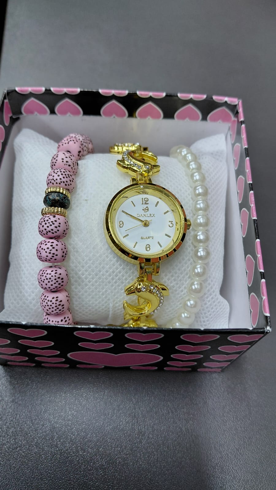 Ladies Wrist Watch Set with Free Bracelets – Elegant Women Quartz Wristwatch, Fashion Crystal Dial, Stainless Steel Band, Casual & Office Wear, Perfect Gift for Women & Girls