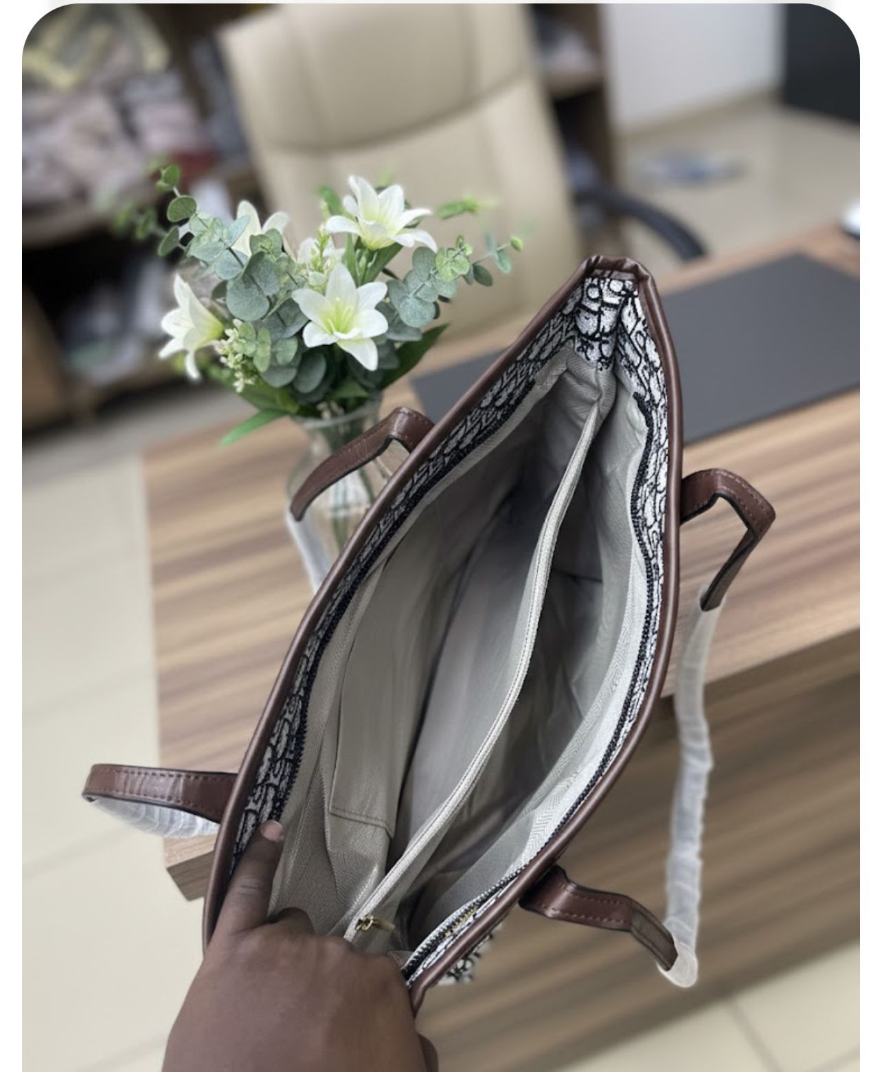 Ladies Fashion Sling Bag for Women – Stylish Crossbody Shoulder Bag, Lightweight Trendy Handbag with Zipper Pockets, Water-Resistant Casual Purse for Daily Use, Travel & Shopping