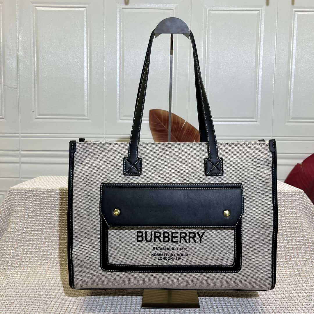 Ladies Leather Sling Bag – Premium Stylish Crossbody Shoulder Bag for Women, Durable PU Leather, Elegant Lightweight Handbag for Daily Use, Travel, Work & Casual Fashion Outfits