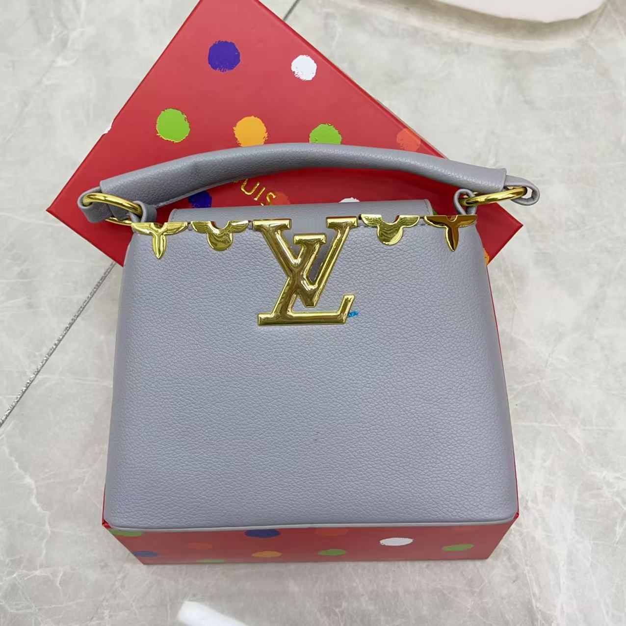 Ladies Genuine Leather Sling Bag Crossbody Purse for Women Stylish Shoulder Bag Premium Handbag Casual Travel Everyday Fashion Elegant Classic Design Durable High Quality