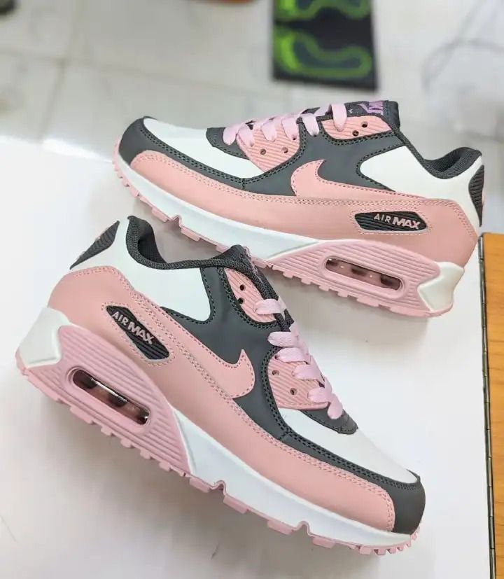 Classic elegant Airmax shoes Unisex Men and women classic fashionable Airmax shoes sneakers