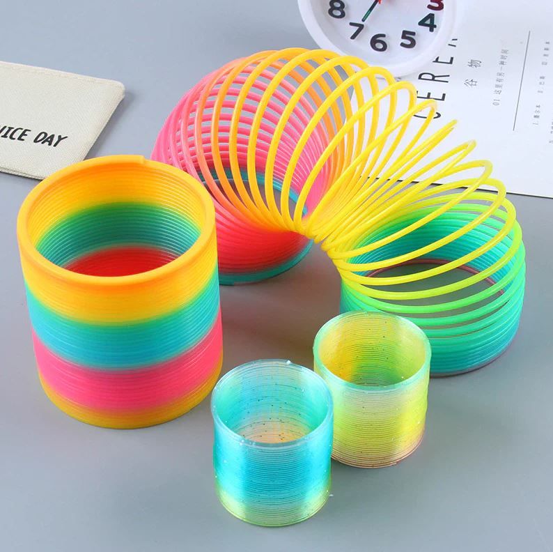 Kids Rainbow Slinky Spring Toy – Magic Plastic Fidget Coil for Children | Party Favors, Stress Relief & Educational Toy