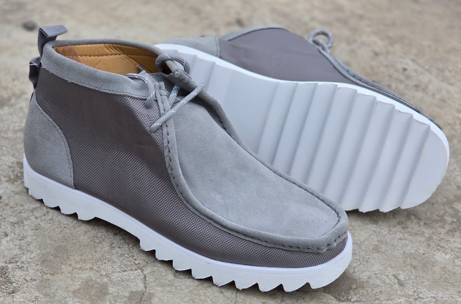 Limited Offer!! Men's Original Clarks Chukka Boots,New Fashion Casual High Top Clarks Wallabees Men's Lace Up Boots