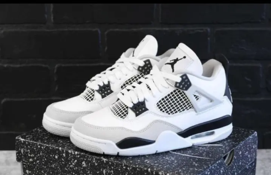 ORIGINAL AIR JORDAN 4 RETRO Military Black Sneakers, High Quality Fashion Men's Shoes J4 Sneakers