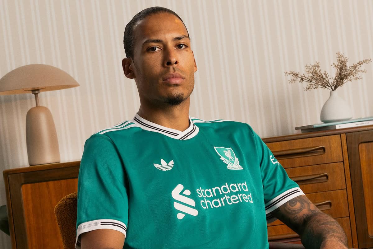 Official-Style Liverpool 25/26 Green Football Jersey – Athletic, Sweat-Wicking, Modern Training & Match Shirt
