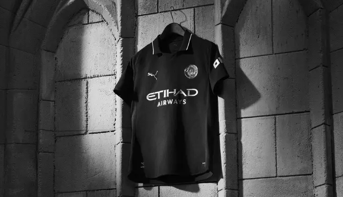 Manchester City FC Men’s 2025/26 Authentic Away Soccer Jersey – Slim Fit – Black with aesthetics