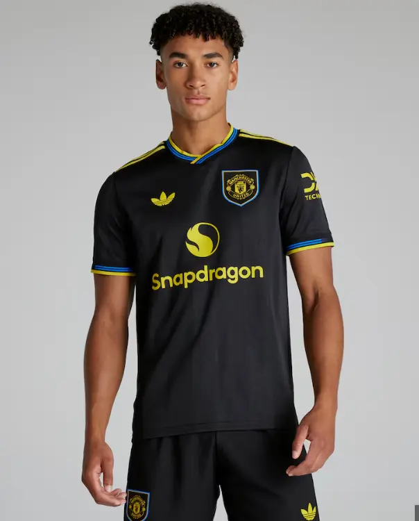 🔥 Hot Deal! ORIGINAL!! New Arrival/New Season Good Quality Authentic Manchester United 2025-2026 Third Kit/Jersey – Premium Fan Edition Football Shirt