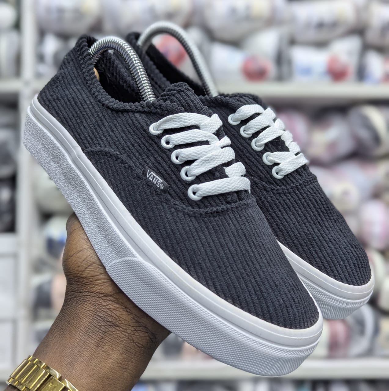 Classic Vans Authentic Sneakers Featuring Premium Navy Corduroy Upper, Lightweight Canvas Feel, Durable Rubber Sole, And Timeless Low Top Silhouette For Everyday Casual Style